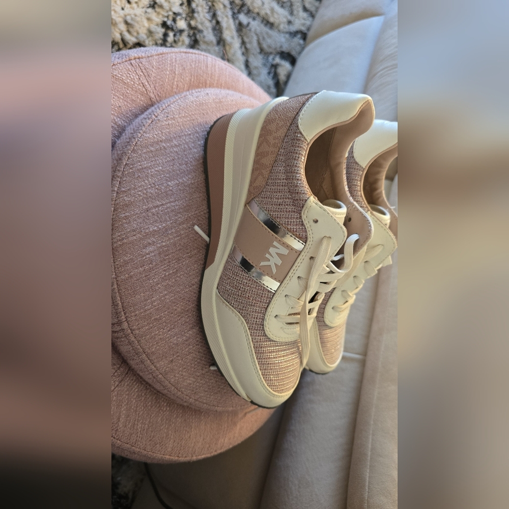 Women's Cream and Tan Sneakers
